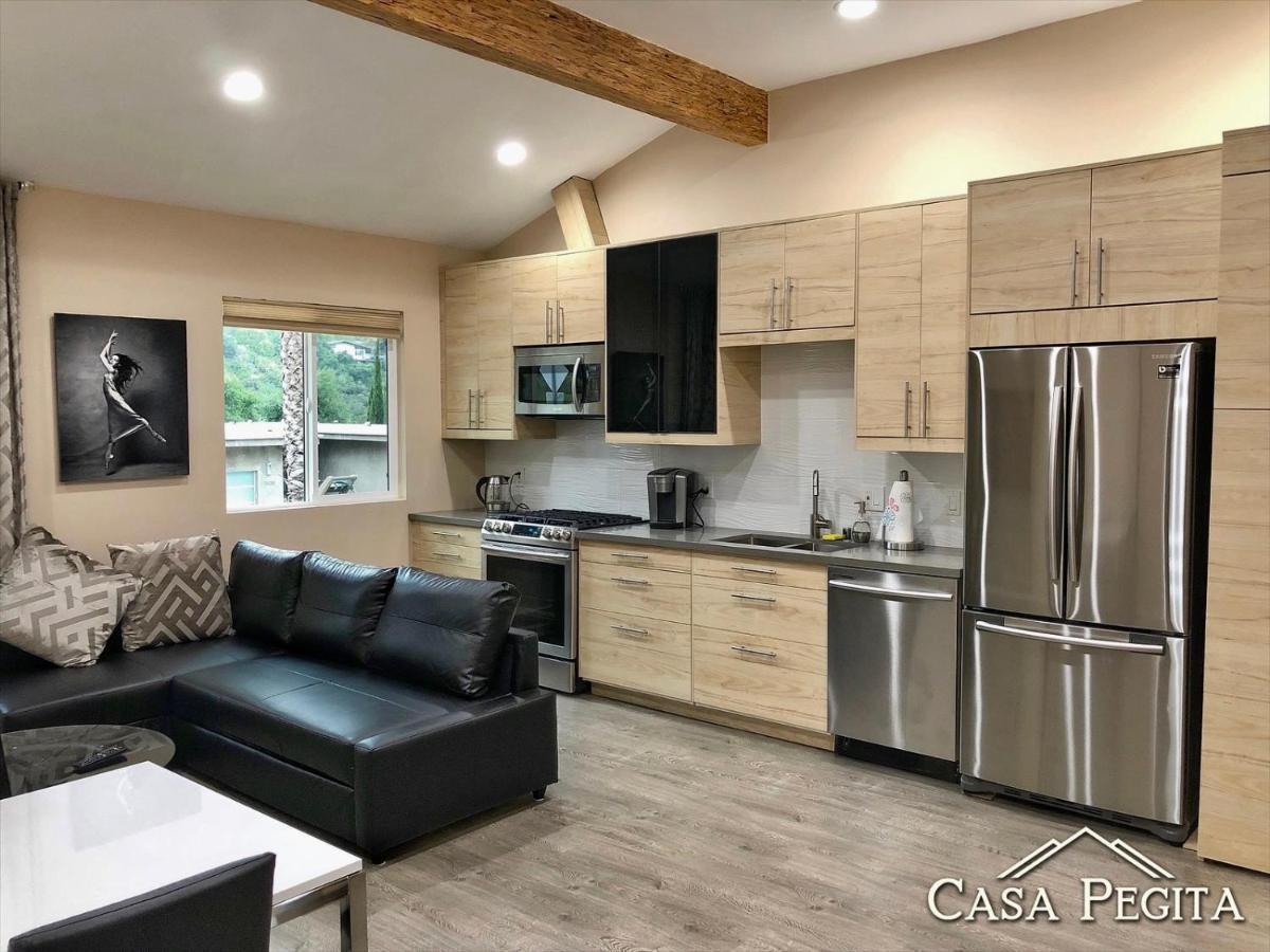 New Contemporary In Hills *